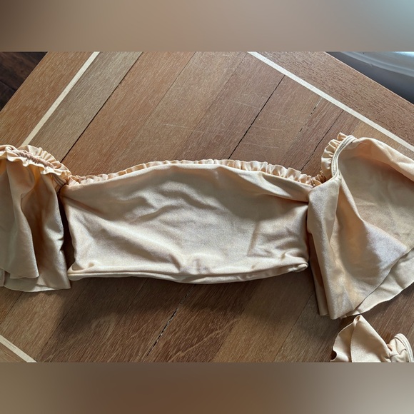 New* gold bikini - Picture 3 of 5